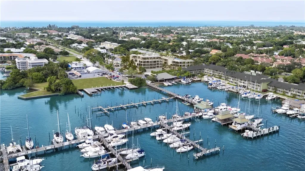 1165 8th Street S Naples FL 34102