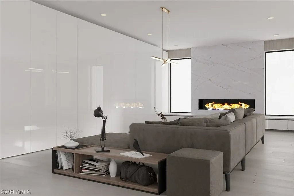 1165 8th Street S Naples FL 34102