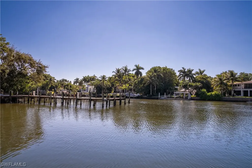 262 Little Harbour Lane Naples FL 34102