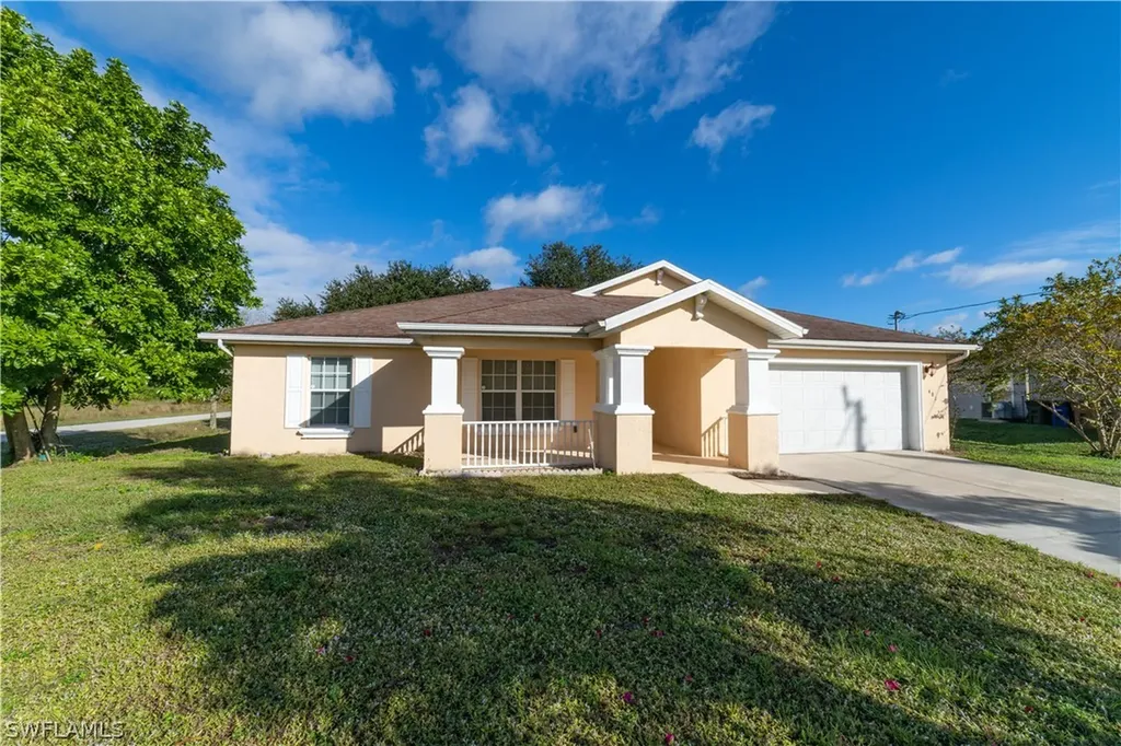 461 Raymer Street Lehigh Acres FL 33974