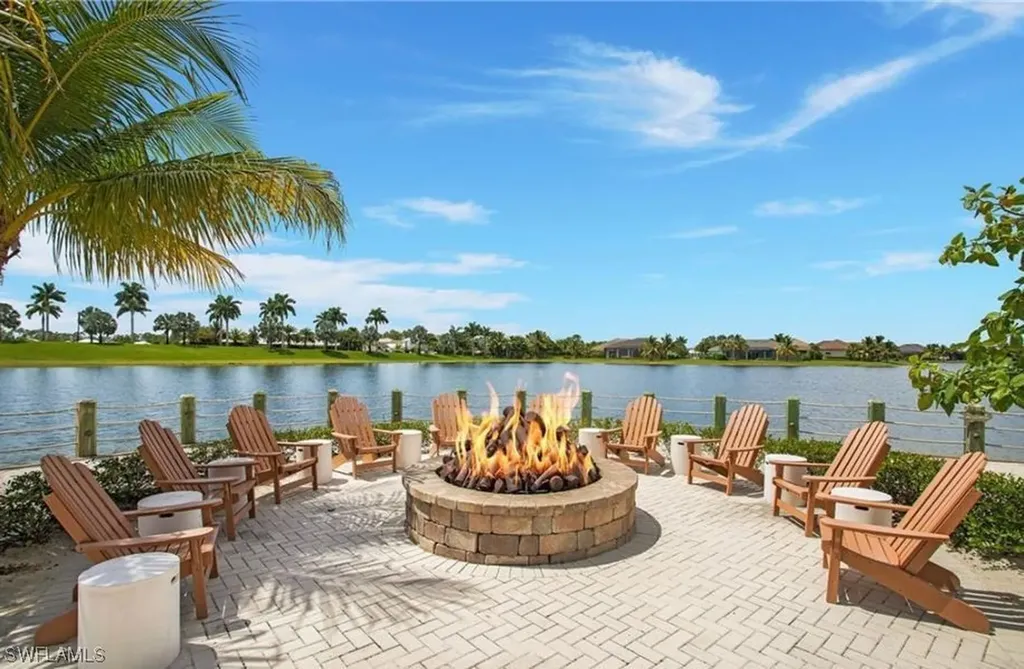 14250 Galley Court Naples FL 34114
