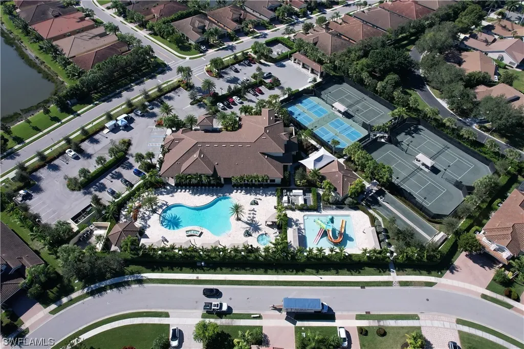 13491 Coronado Drive Naples FL 34109