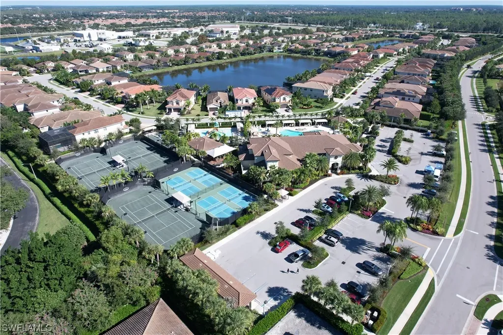 13491 Coronado Drive Naples FL 34109