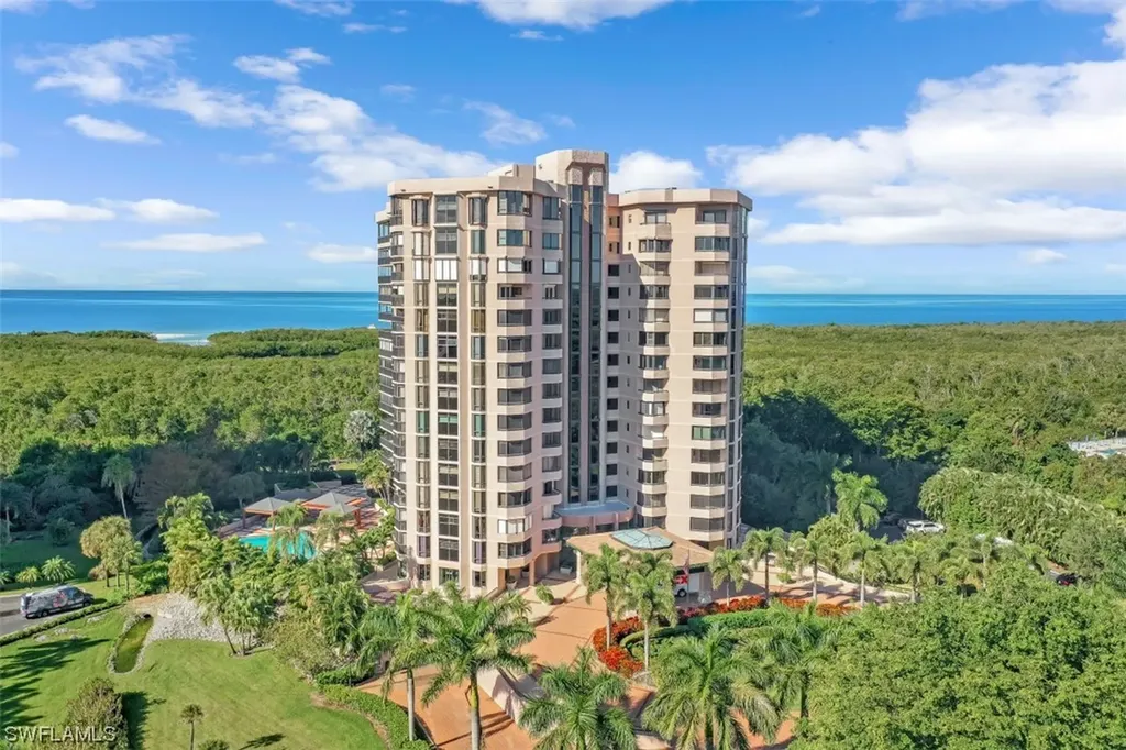 6075 Pelican Bay Boulevard Naples FL 34108