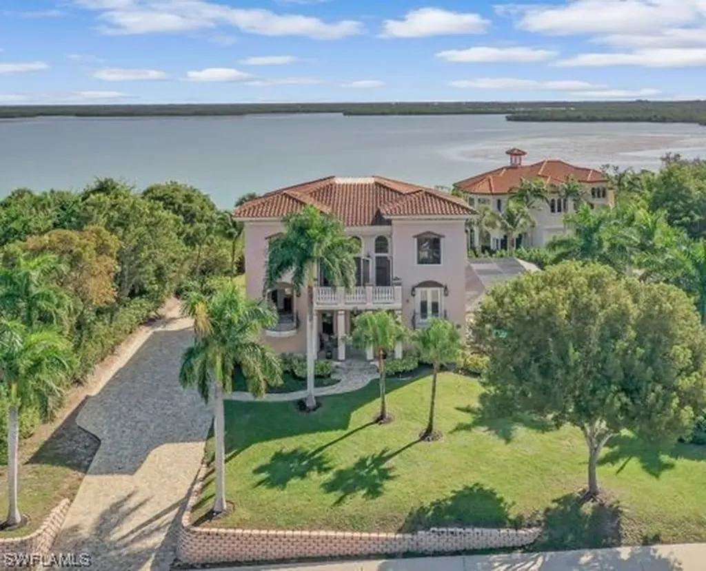 631 Inlet Drive Marco Island FL 34145