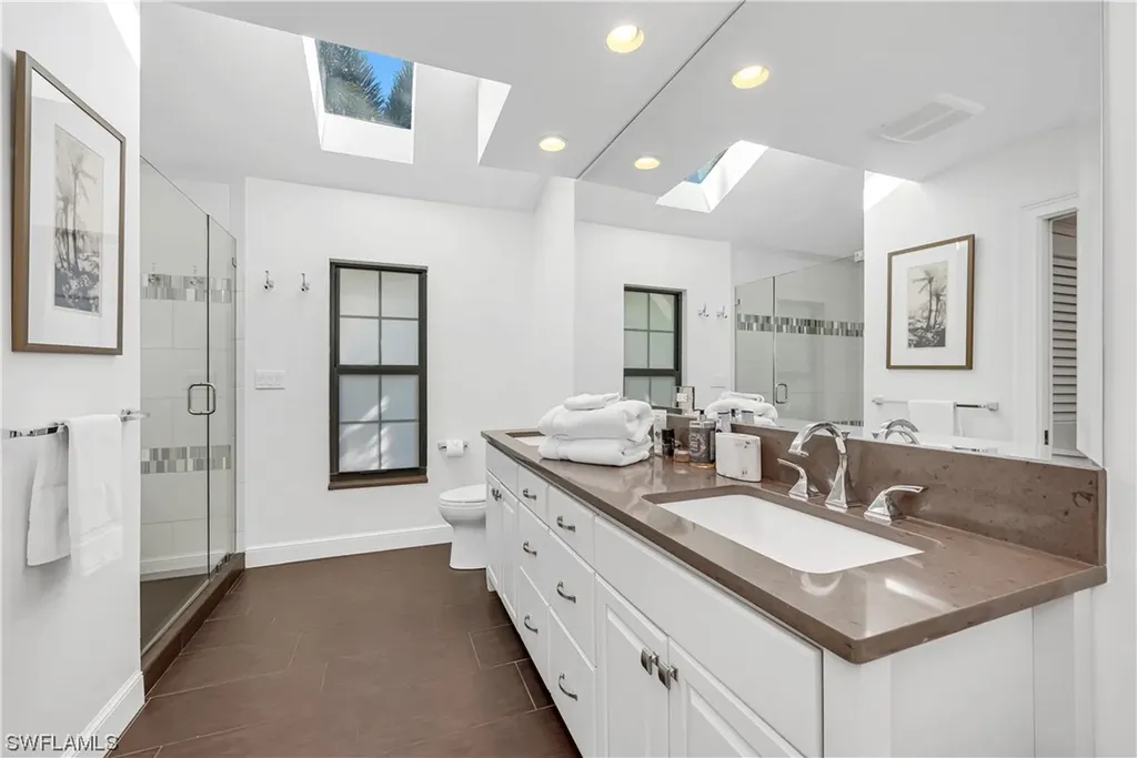 5908 Via Lugano Naples FL 34108