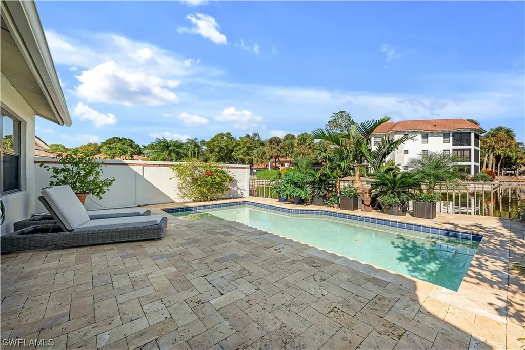 5908 Via Lugano Naples FL 34108