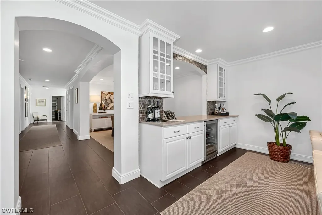 5908 Via Lugano Naples FL 34108