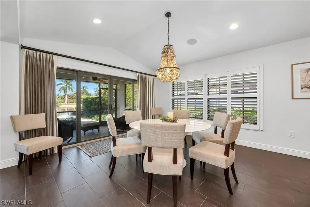 5908 Via Lugano Naples FL 34108