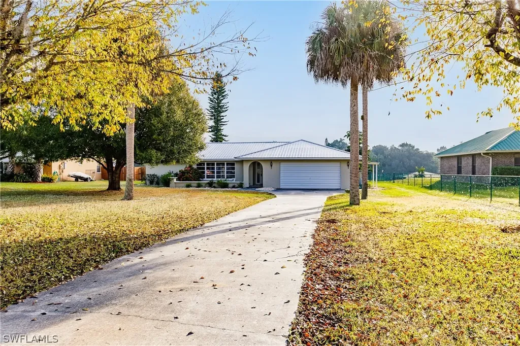 301 Caloosa Estates Drive Labelle FL 33935