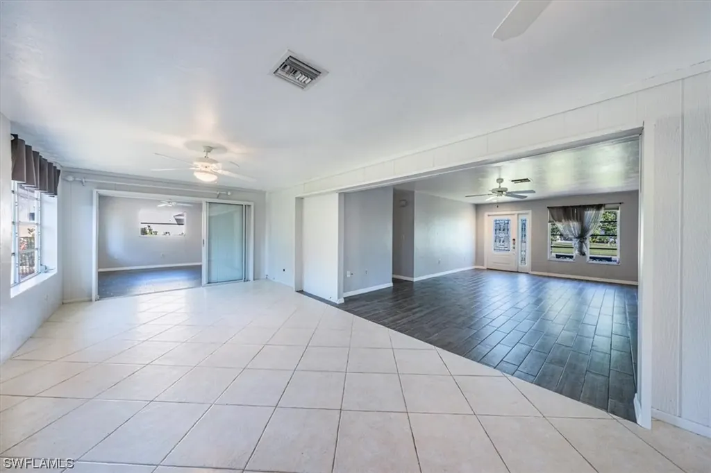 9655 Sussex Street Naples FL 34109