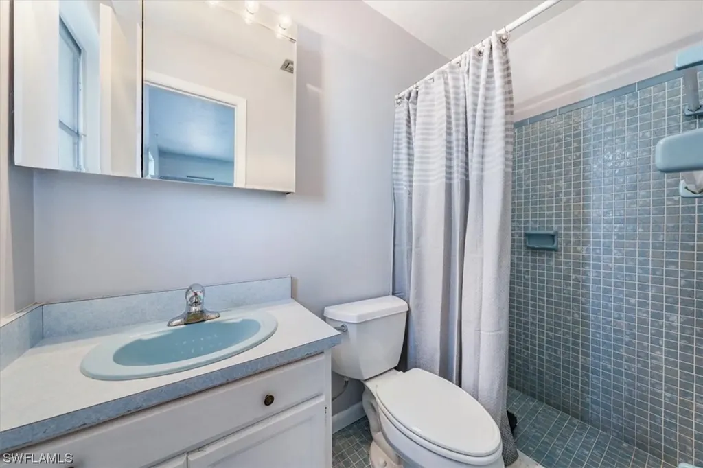 9655 Sussex Street Naples FL 34109
