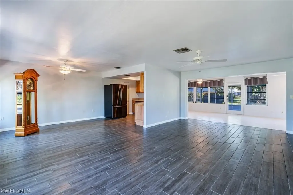9655 Sussex Street Naples FL 34109