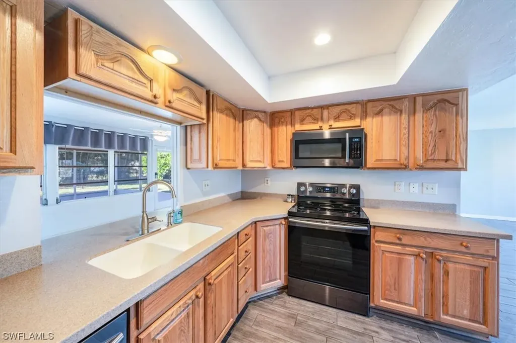 9655 Sussex Street Naples FL 34109