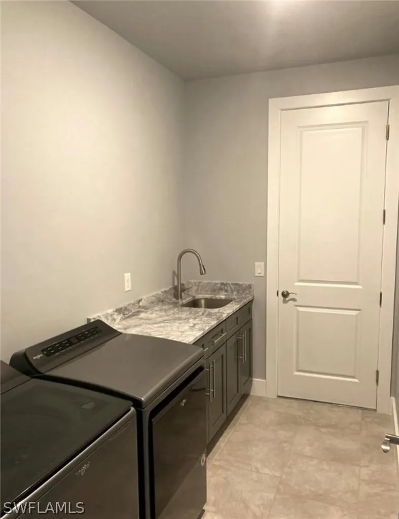 1245 SW 18th Court Cape Coral FL 33991