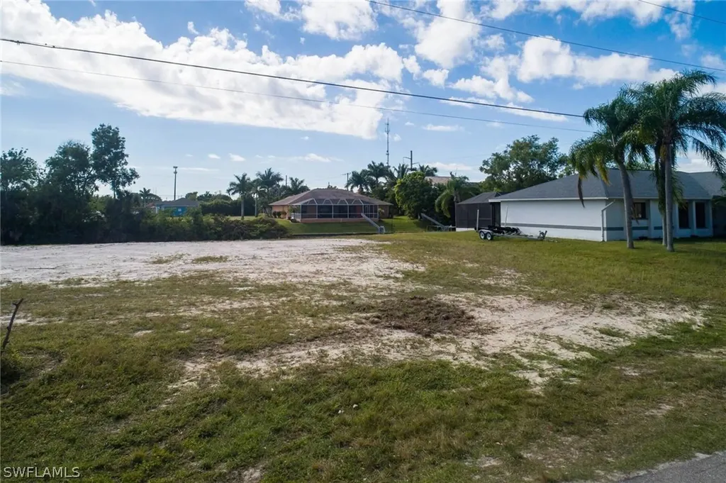 1918 SW 30th Terrace Cape Coral FL 33914
