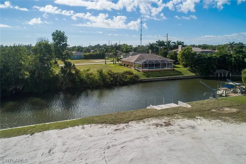 1918 SW 30th Terrace Cape Coral FL 33914