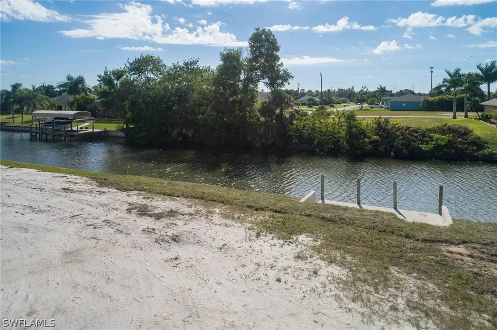 1918 SW 30th Terrace Cape Coral FL 33914