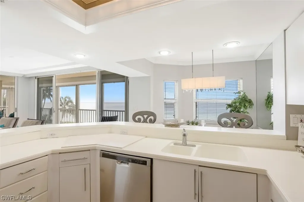 9577 Gulf Shore Drive Naples FL 34108