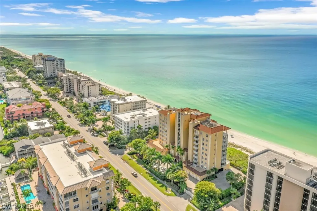 9577 Gulf Shore Drive Naples FL 34108