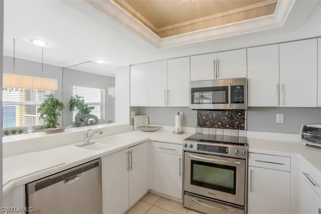 9577 Gulf Shore Drive Naples FL 34108