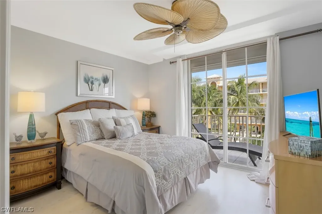 9577 Gulf Shore Drive Naples FL 34108