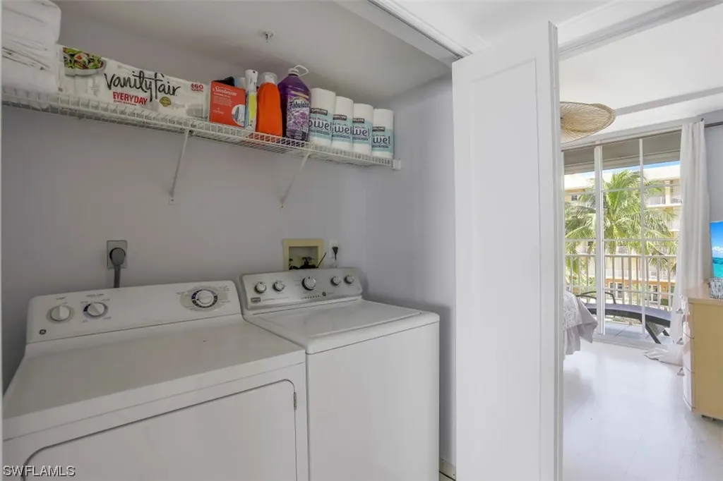 9577 Gulf Shore Drive Naples FL 34108