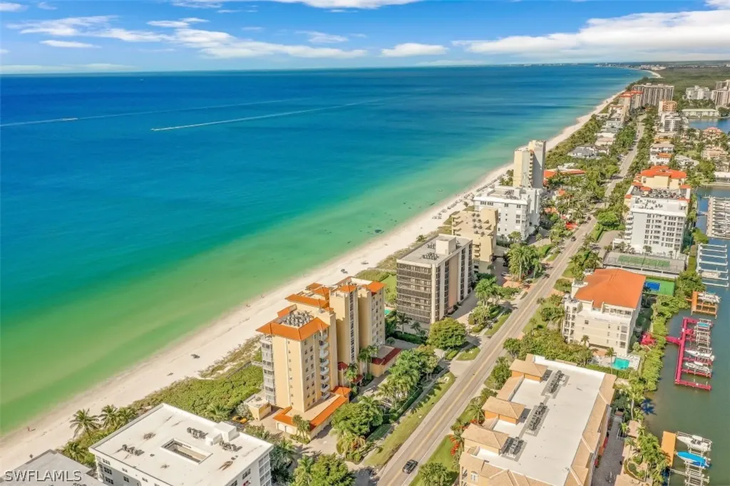 9577 Gulf Shore Drive Naples FL 34108