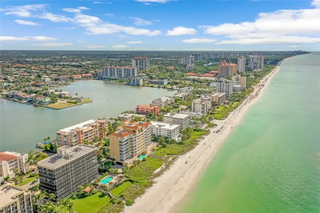 9577 Gulf Shore Drive Naples FL 34108