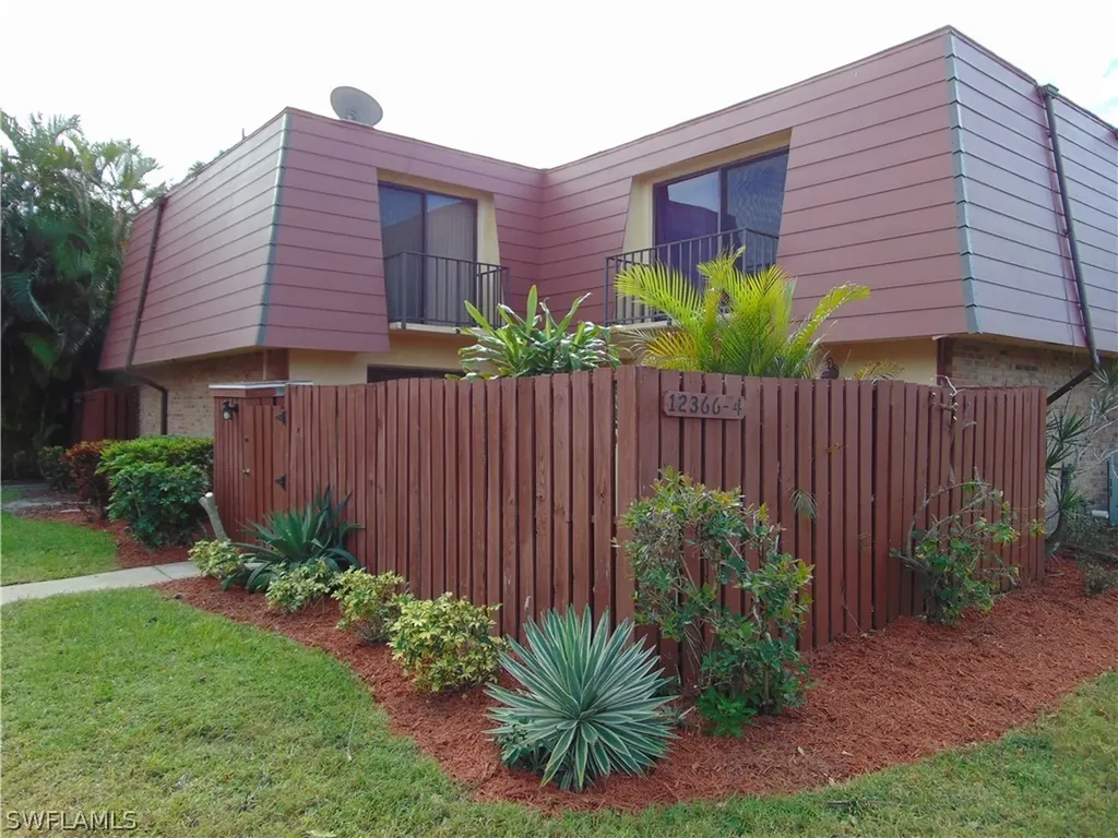 12366 Woodrose Court Fort Myers FL 33907