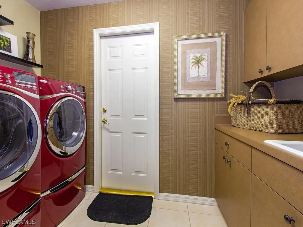 5905 Ashford Lane Naples FL 34110