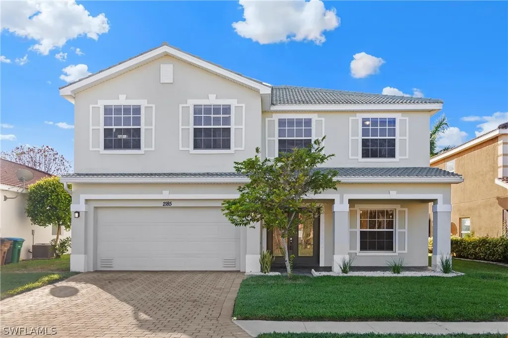 2185 Cape Heather Circle Cape Coral FL 33991