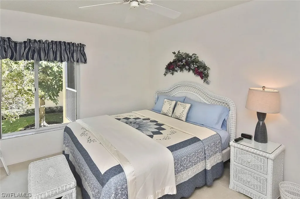 5811 Glencove Drive Naples FL 34108