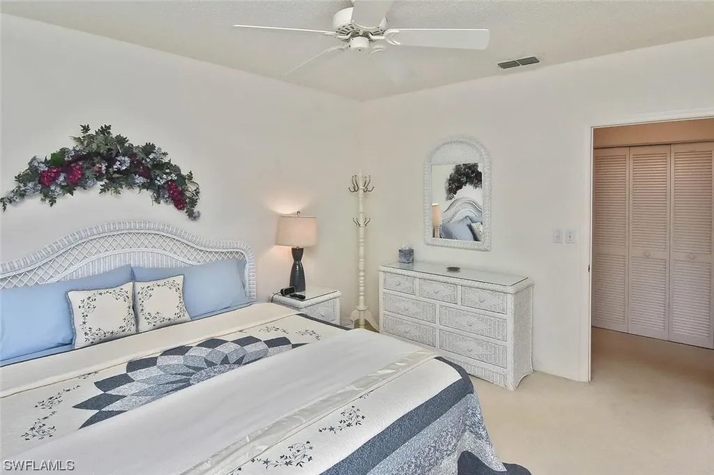 5811 Glencove Drive Naples FL 34108