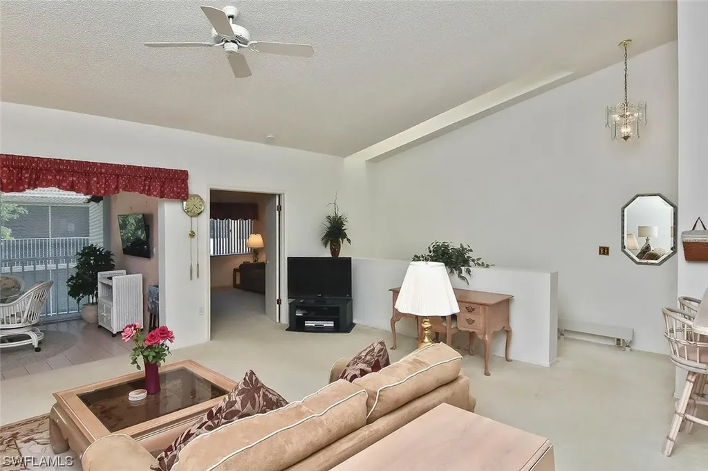 5811 Glencove Drive Naples FL 34108