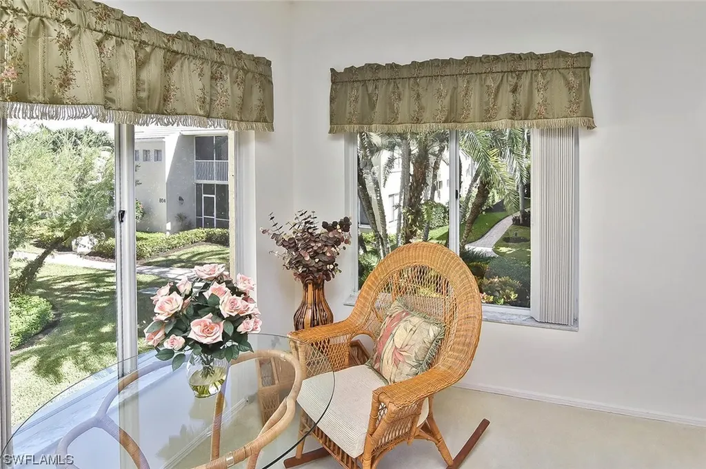 5811 Glencove Drive Naples FL 34108