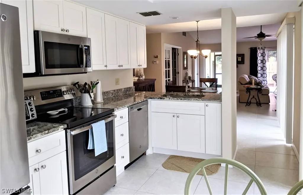 6413 Royal Woods Drive Fort Myers FL 33908