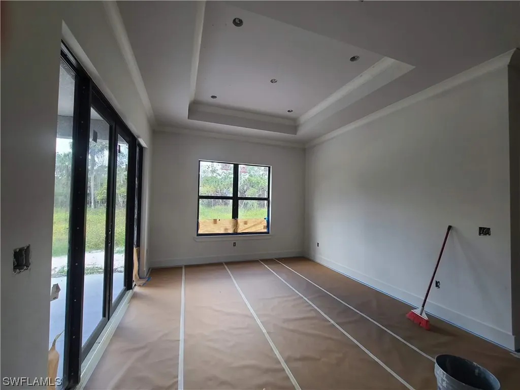 385 7th Street NW Naples FL 34120