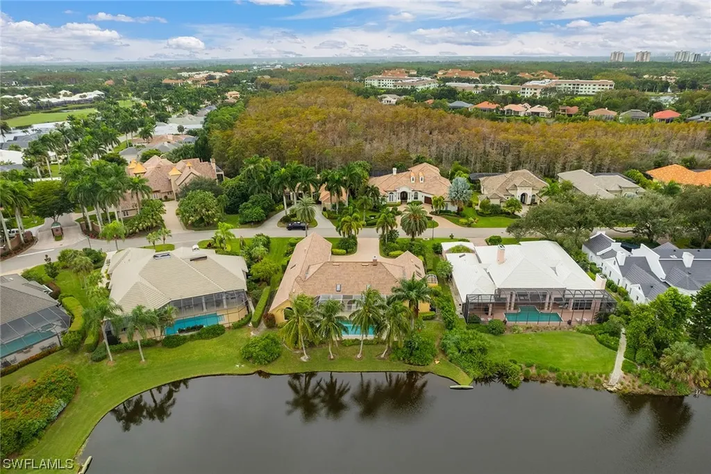 15303 Burnaby Drive Naples FL 34110