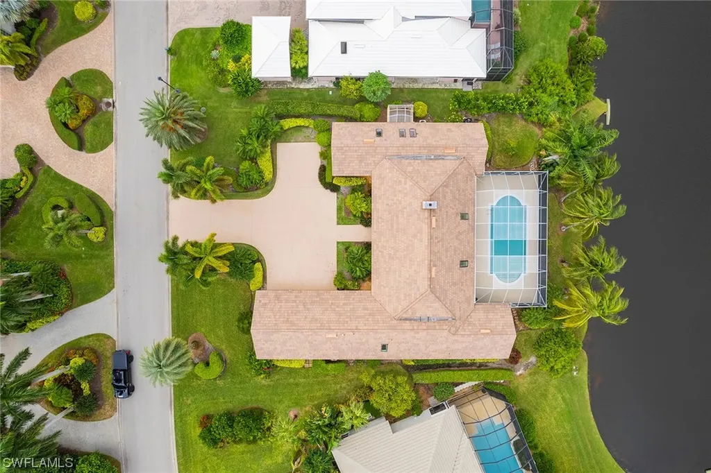15303 Burnaby Drive Naples FL 34110