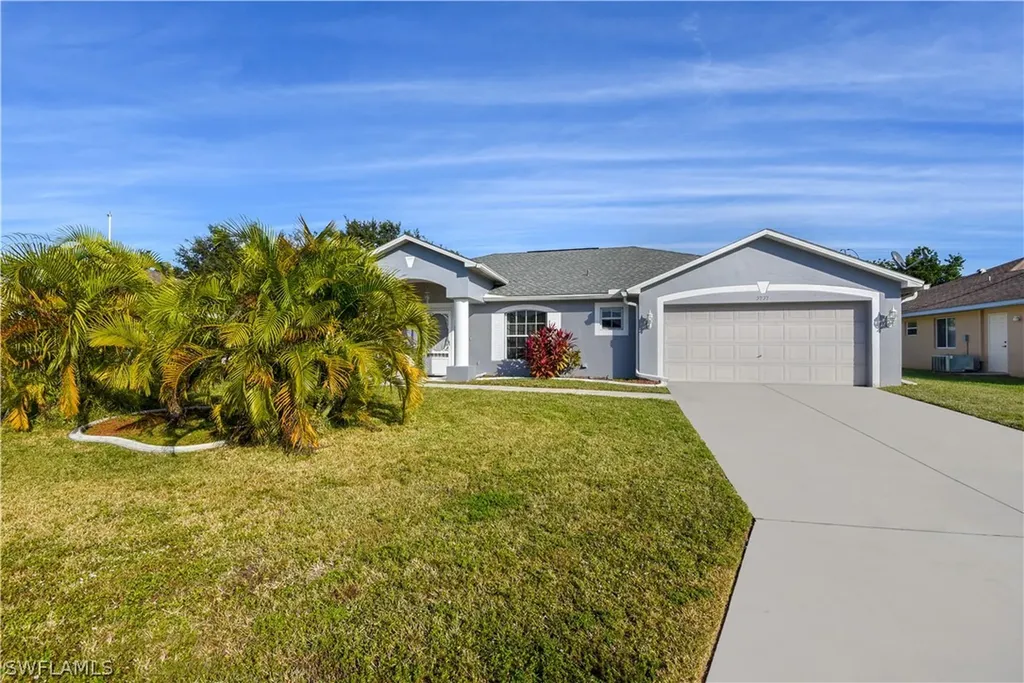 3737 SW 1st Place Cape Coral FL 33914