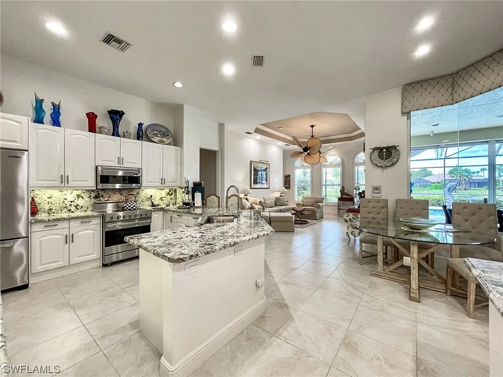 960 Glen Lake Circle Naples FL 34119