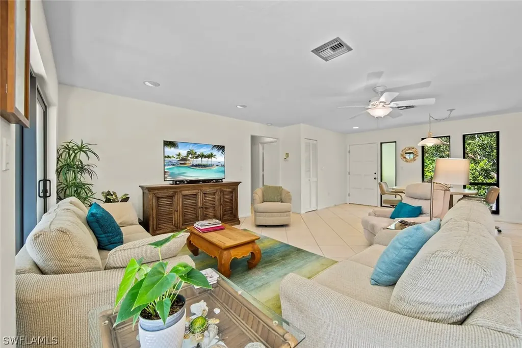 4226 Gulf Pines Drive Sanibel FL 33957