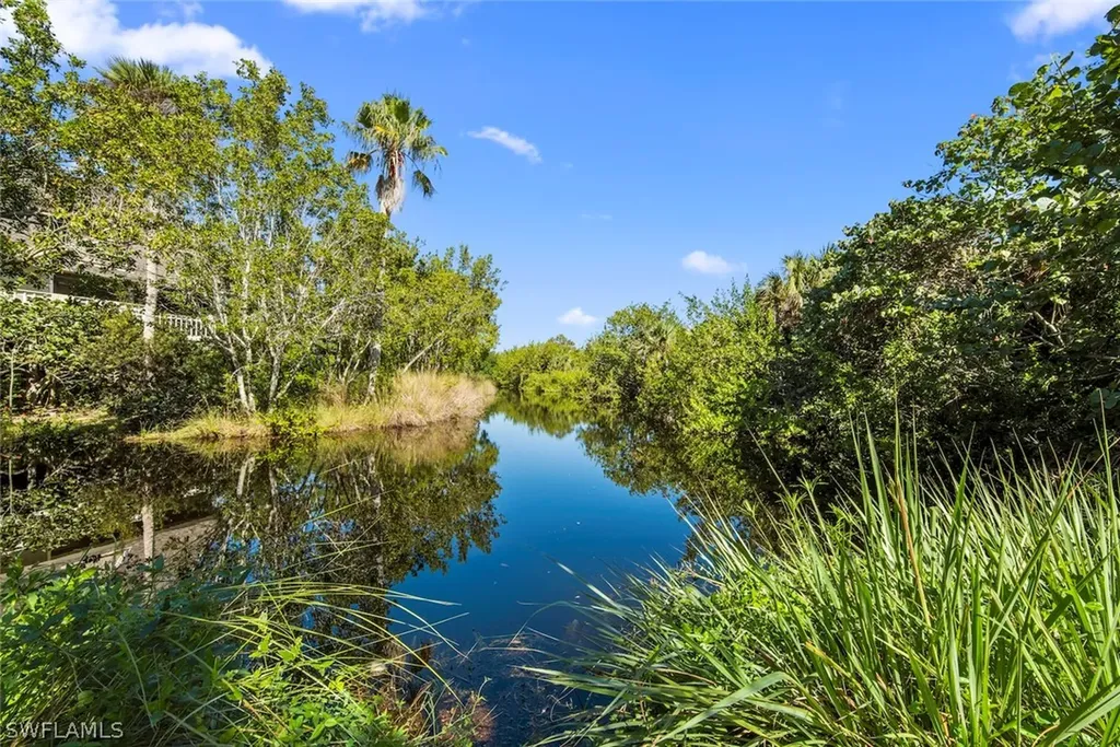 4285 Gulf Pines Drive Sanibel FL 33957