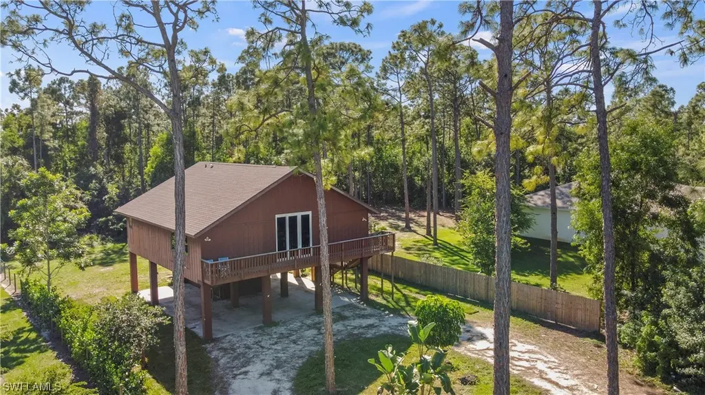 6130 Star Grass Lane Naples FL 34116