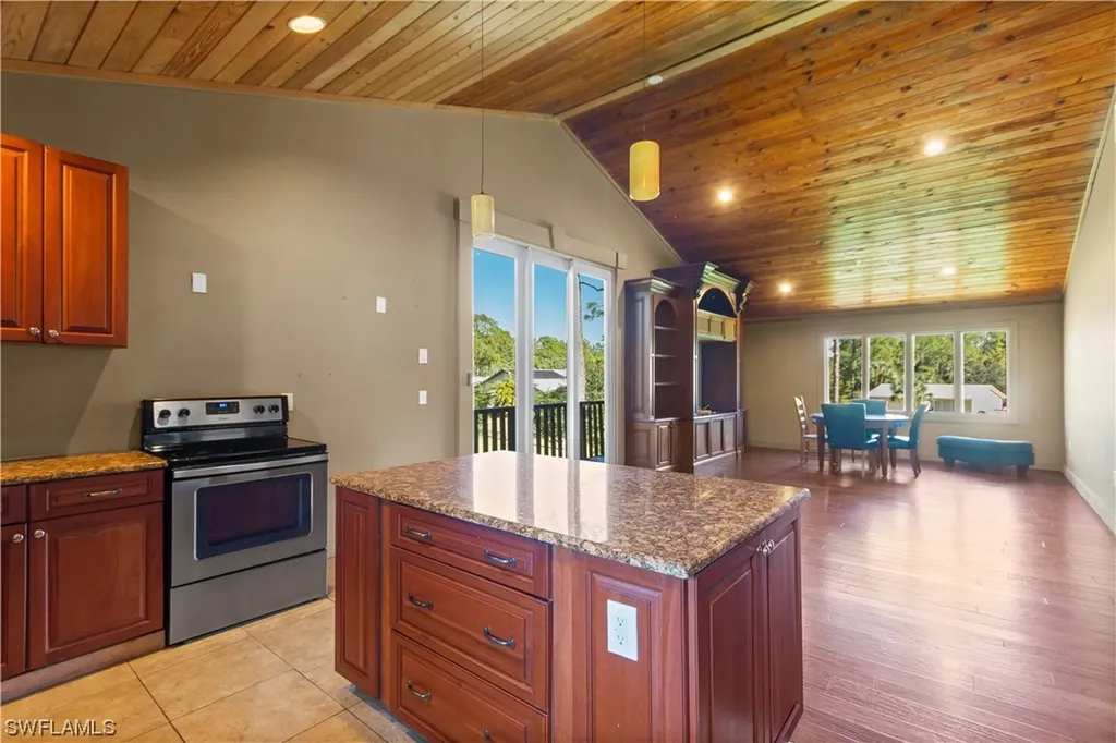 6130 Star Grass Lane Naples FL 34116