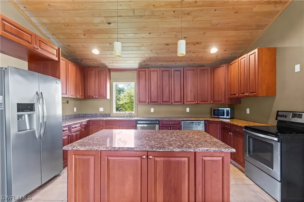 6130 Star Grass Lane Naples FL 34116