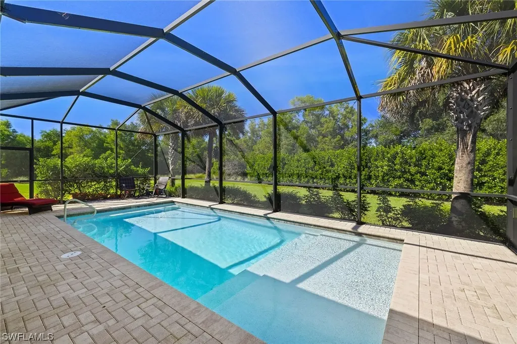 1385 Redona Way Naples FL 34113