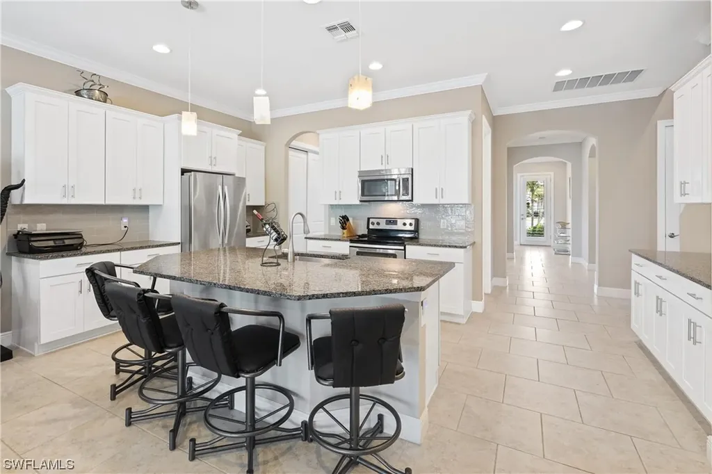 1385 Redona Way Naples FL 34113