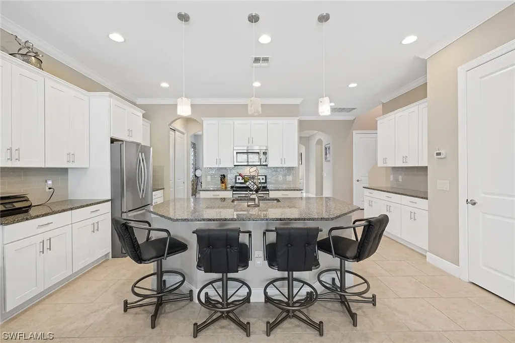 1385 Redona Way Naples FL 34113